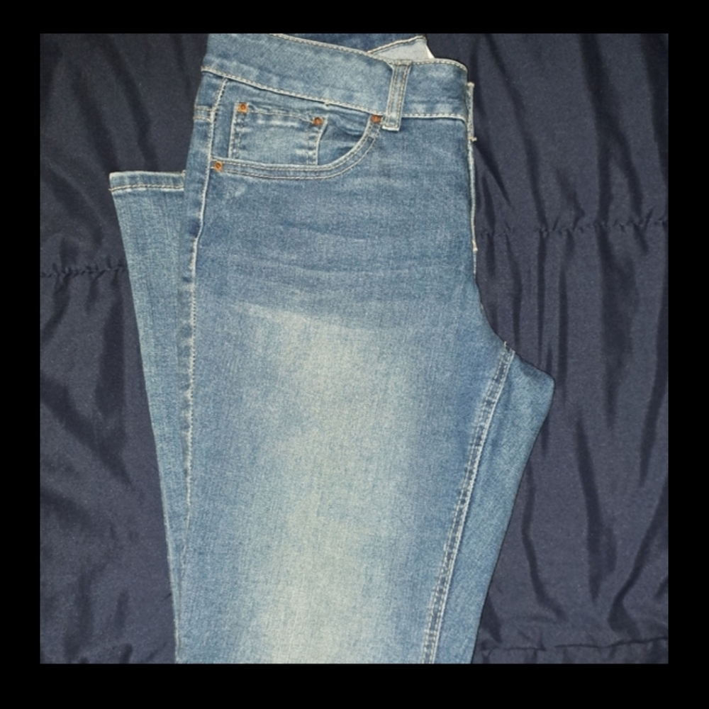 14P Time and Tru Woman's Petite Bootcut Mid Rise Jeans